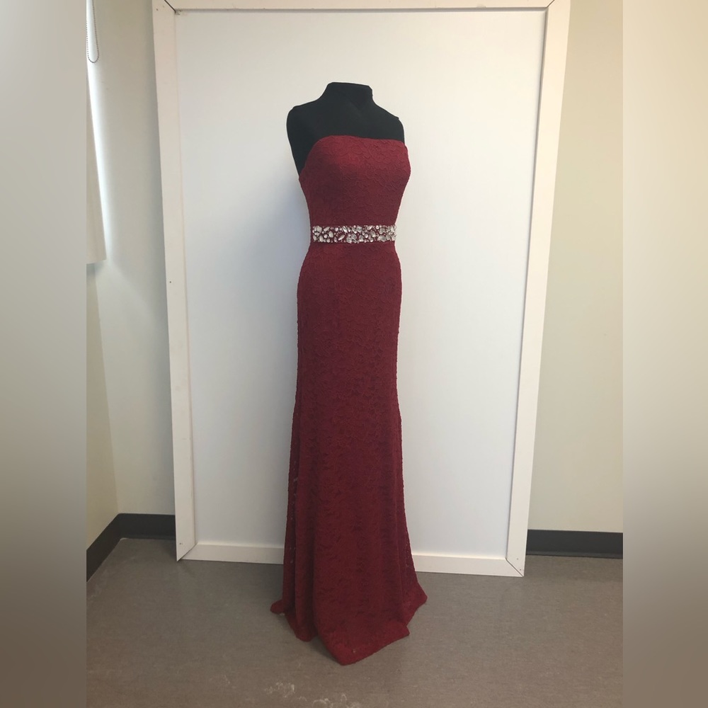 Medium - Evening dress - Nwt